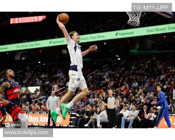 奇才与独行侠对决央视直播精彩瞬间回顾与赛后分析